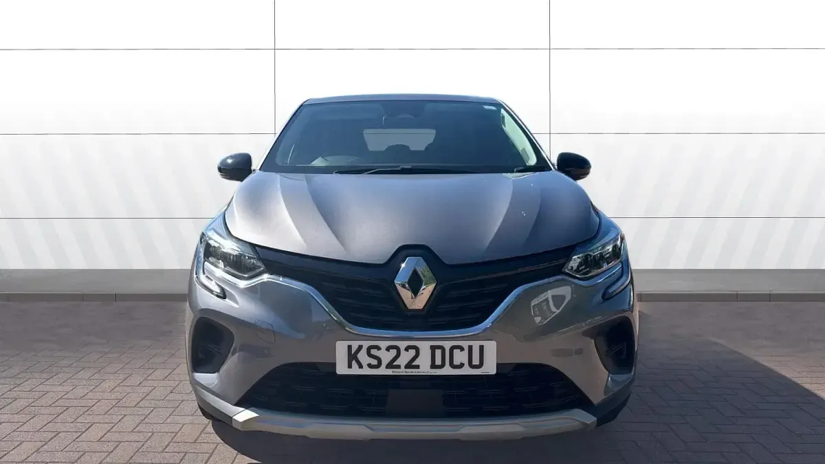 Used Renault Captur Iconic 91 HP (66 kW) 2022 Grey SUV
