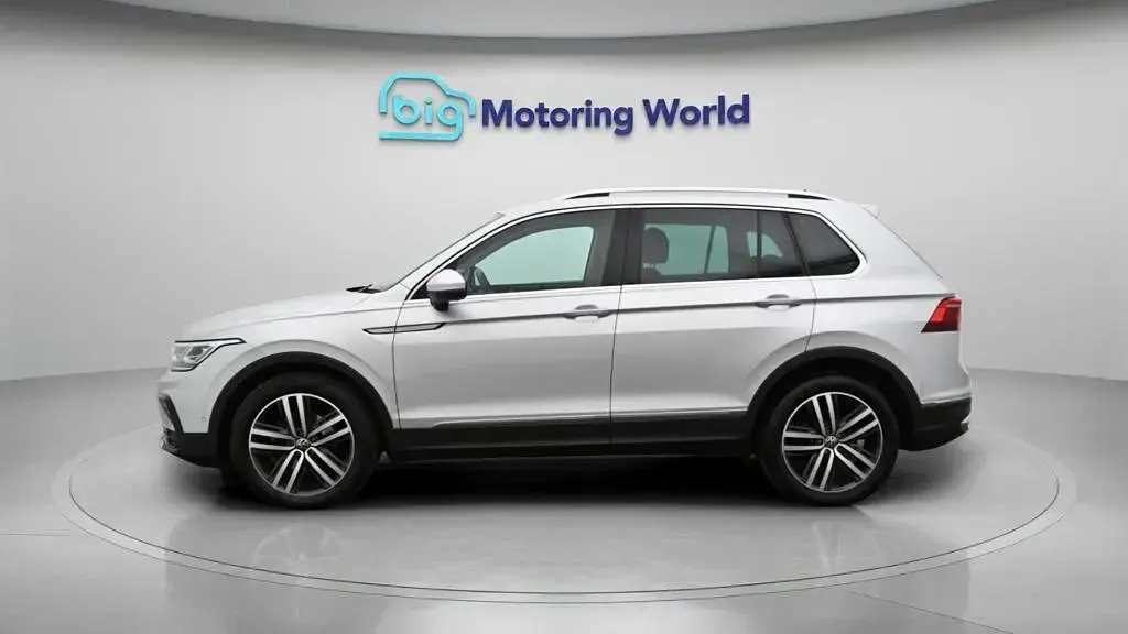 Used VW Tiguan Elegance 150 HP (110 kW) 2021 Silver SUV