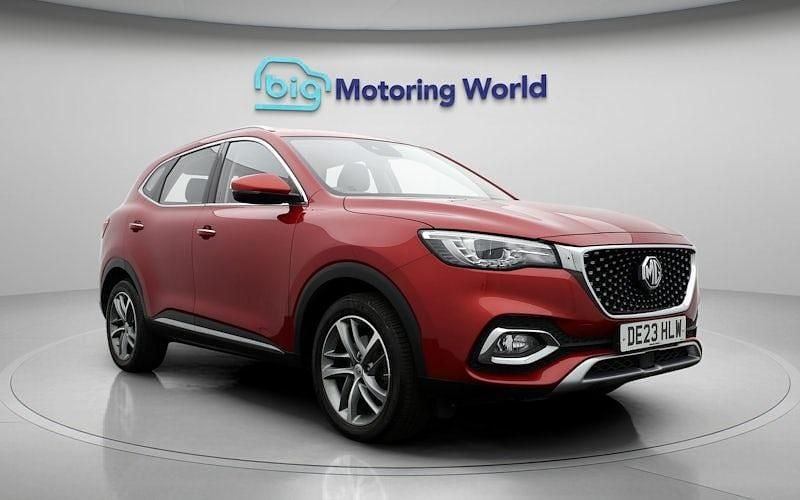 Used MG HS Excite 162 HP (119 kW) 2023 Red SUV