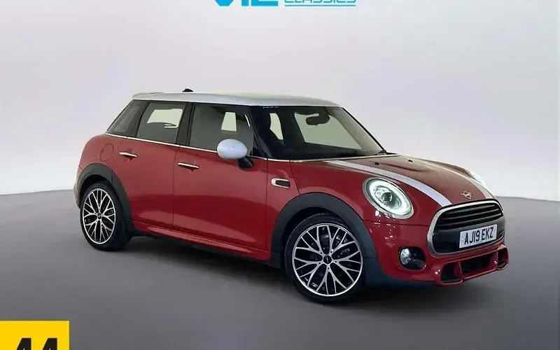 Used Mini Cooper Hatch 136 HP (100 kW) 2020 Hatchback
