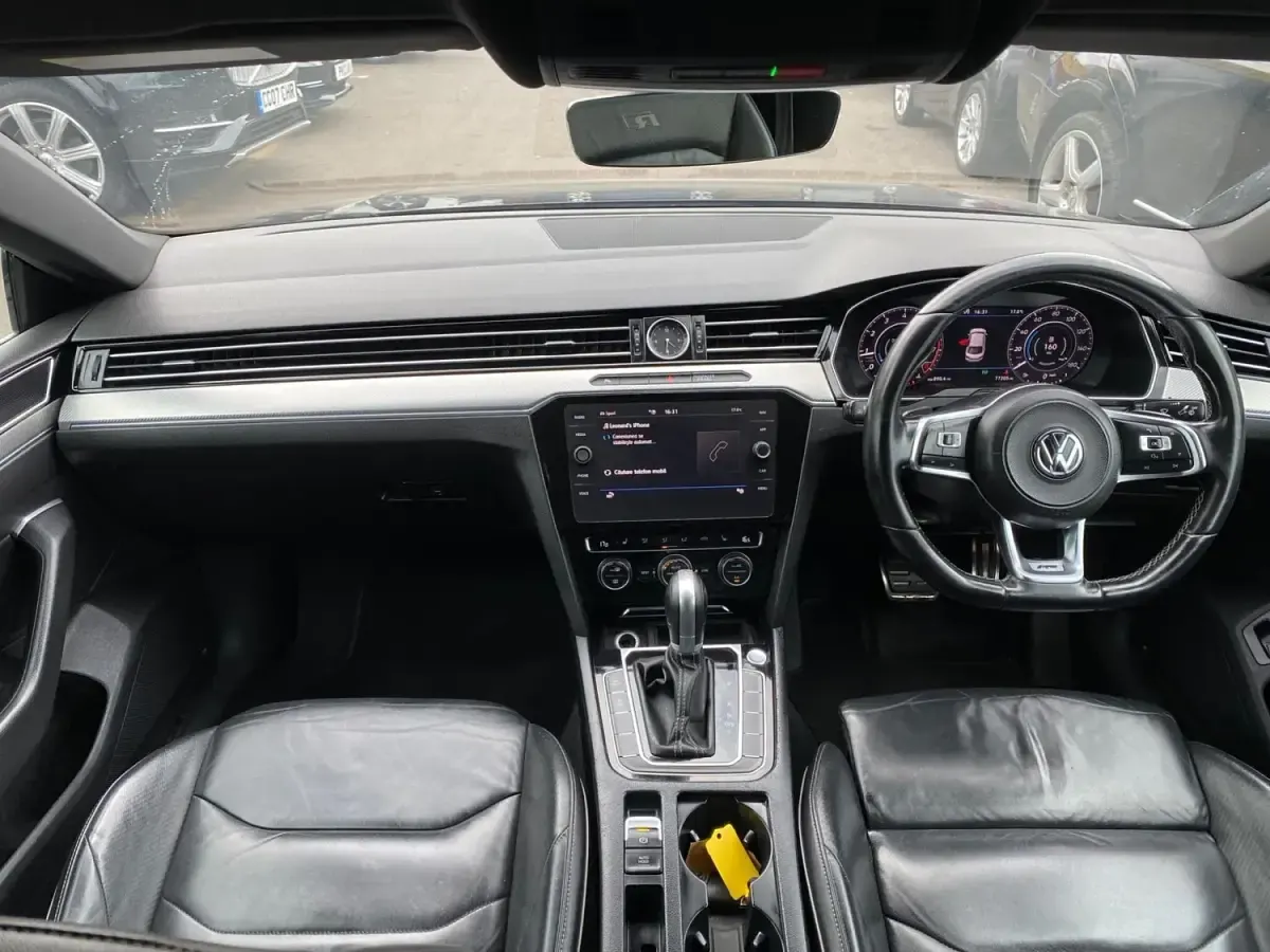 Usado VW Arteon R-line 2017 Cinzento Citadino