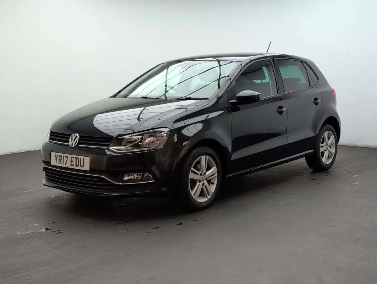 Used VW Polo Edition 90 HP (66 kW) 2017 Black Hatchback