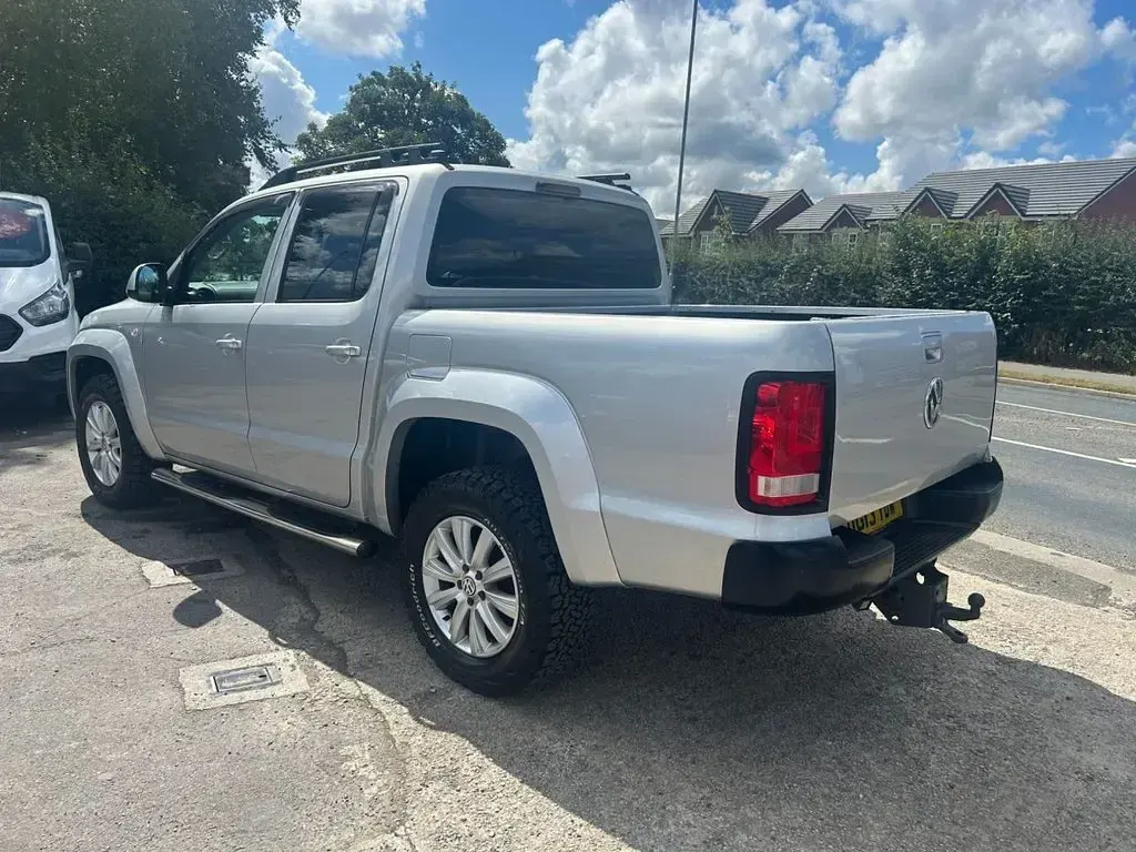 Used VW Amarok Trendline 180 HP (132 kW) 2013 Silver Pickup