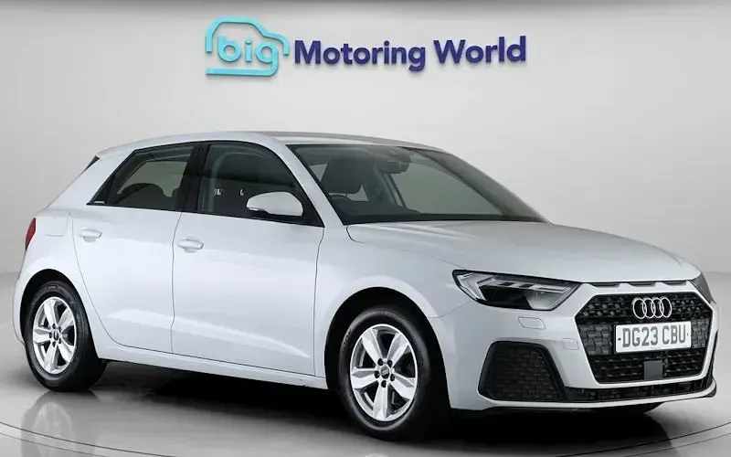 Usado Audi A1 Sportback 110 HP (80 kW) 2023 Citadino