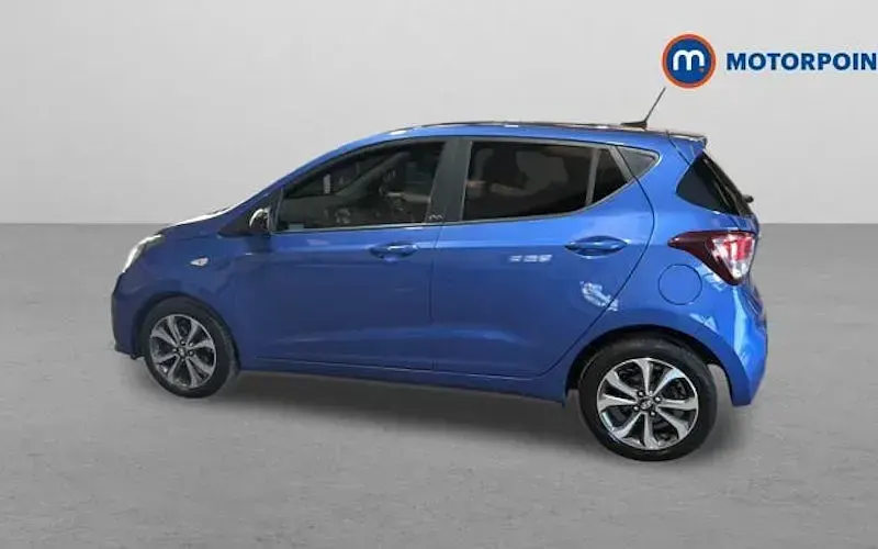 Używany Hyundai i10 67 KM (49 kW) 2019 Niebieski Hatchback