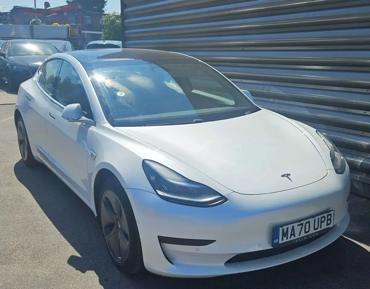 Used Tesla Model 3 Standard Range 366 kW (498 HP) 2020 White Sedan