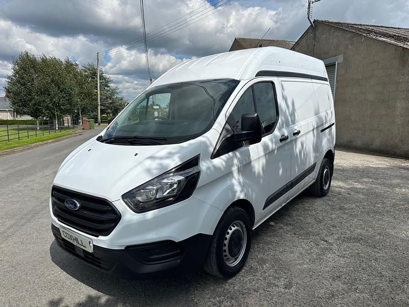 White Used 2019 Ford Transit Custom | £9,950 (Fair price) - Image 1/4