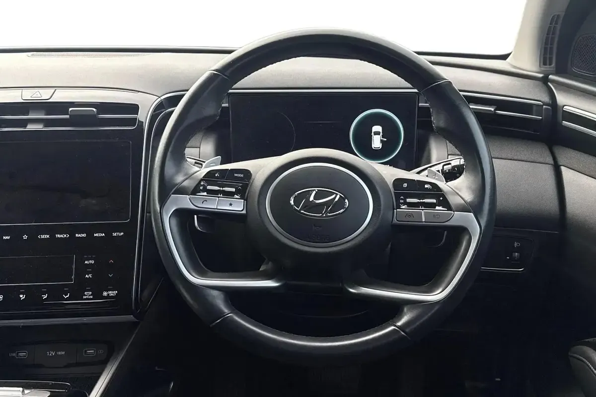 Używany Hyundai Tucson SE 230 KM (169 kW) 2021 Szary SUV