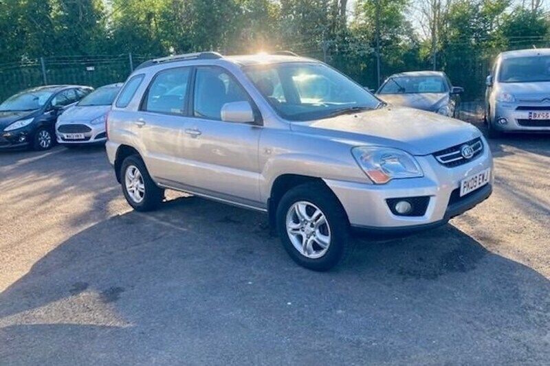 Silver Used 2009 Kia Sportage 2 SUV | £3,500 (Fair price) - Image 1/1