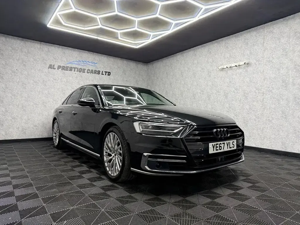 Begagnad Audi A8 Advanced 2018 Svart Sedan