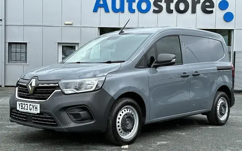 Używany Renault Kangoo 95 KM (69 kW) 2023 Minivan