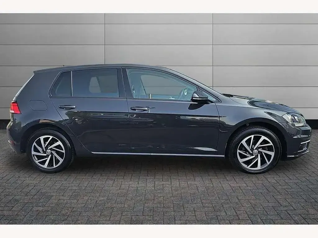 Used VW Golf VII Match 150 HP (110 kW) 2019 Grey Hatchback
