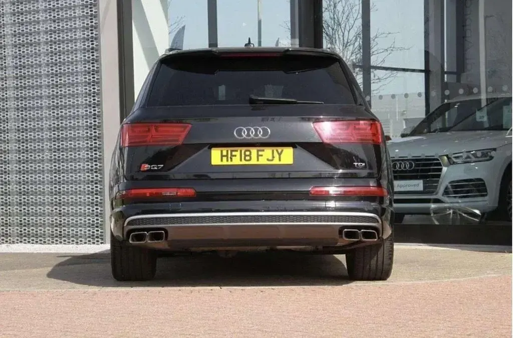 Used Audi SQ7 Comfort 435 HP (319 kW) 2018 Black SUV