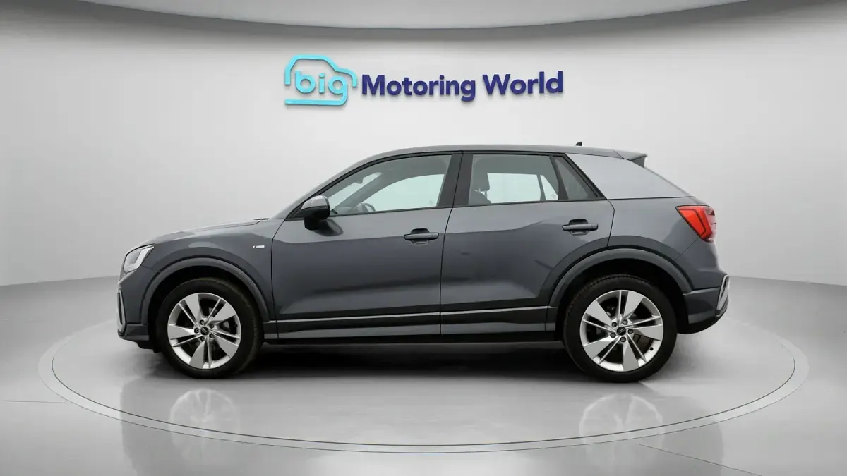 Used Audi Q2 S-Line 150 HP (110 kW) 2023 Grey SUV