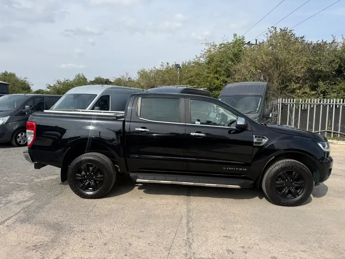 Used Ford Ranger Limited 2022 Black Pickup