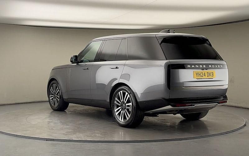 Used Land Rover Range Rover HSE 300 HP (220 kW) 2024 Eiger grey SUV