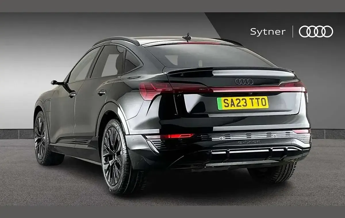 Used Audi Q8 e-tron Advanced 300 kW (408 HP) 2023 Black SUV
