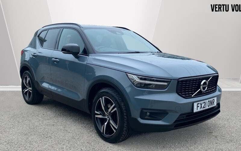 Used 2022 Volvo XC40 R-Design SUV | £24,591 (Fair price) - Image 1/4