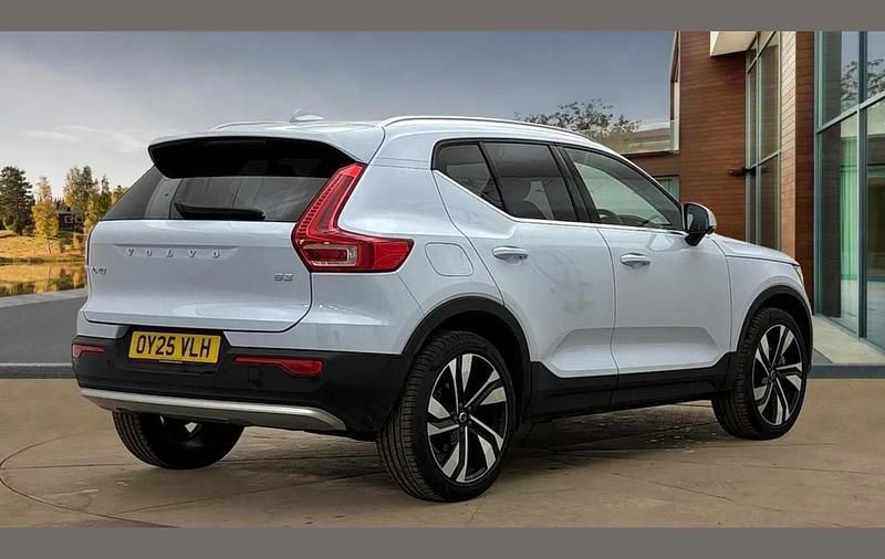 Used Volvo XC40 Ultra 161 HP (118 kW) 2025 Blue SUV