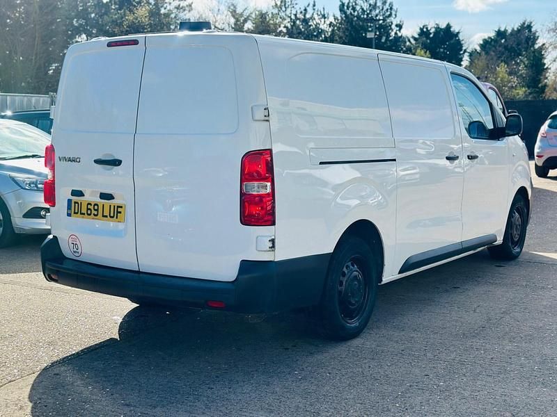 Used Vauxhall Vivaro Edition 120 HP (88 kW) 2020 White MPV