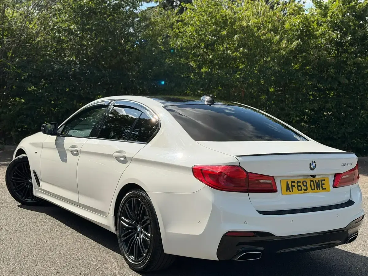 Used BMW 520 M Sport 187 HP (137 kW) 2019 White Sedan