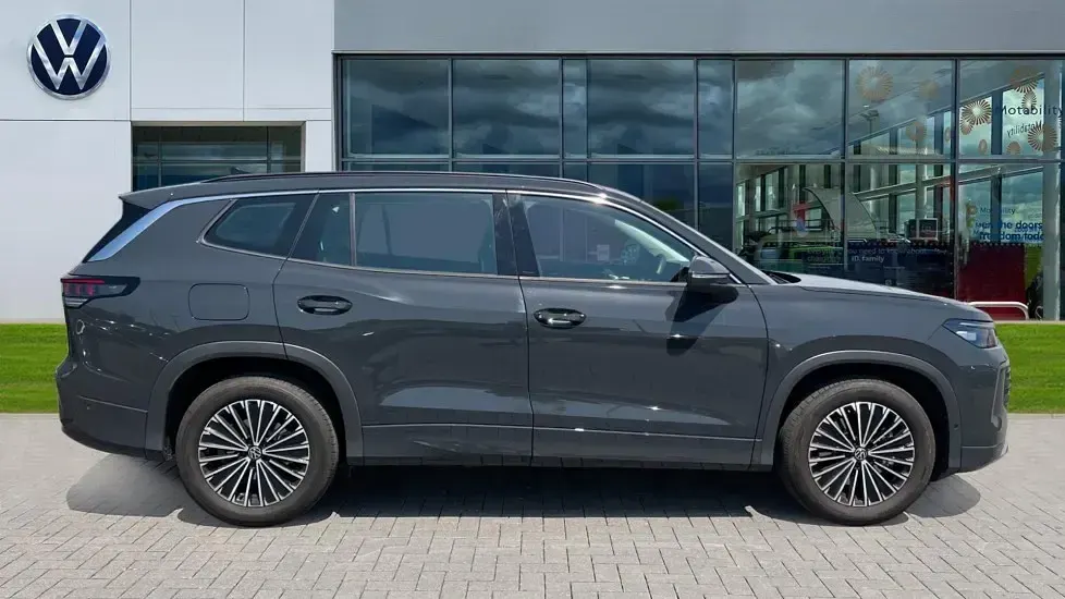 New VW Tayron Life 150 HP (110 kW) 2026 Urano grey SUV