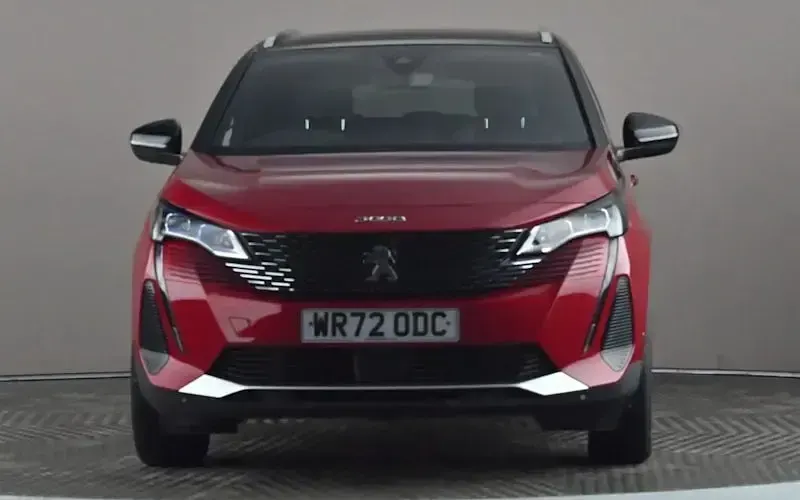 Used Peugeot 3008 Premium 131 HP (96 kW) 2022 Red Estate