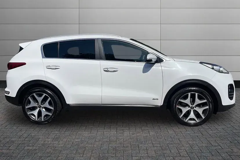 Used Kia Sportage GT-Line 174 HP (127 kW) 2016 White SUV