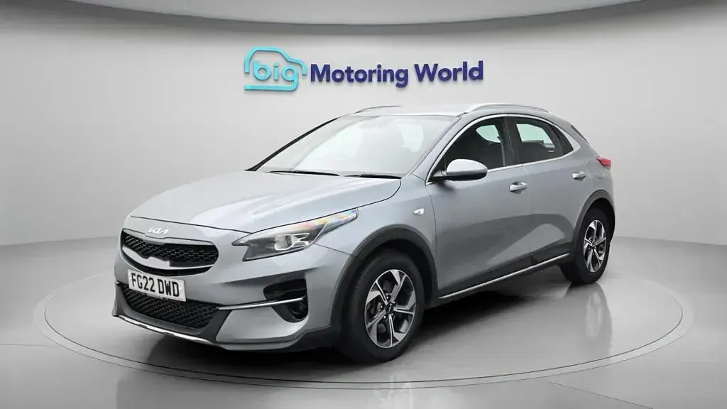 Used Kia XCeed 118 HP (86 kW) 2022 Silver SUV