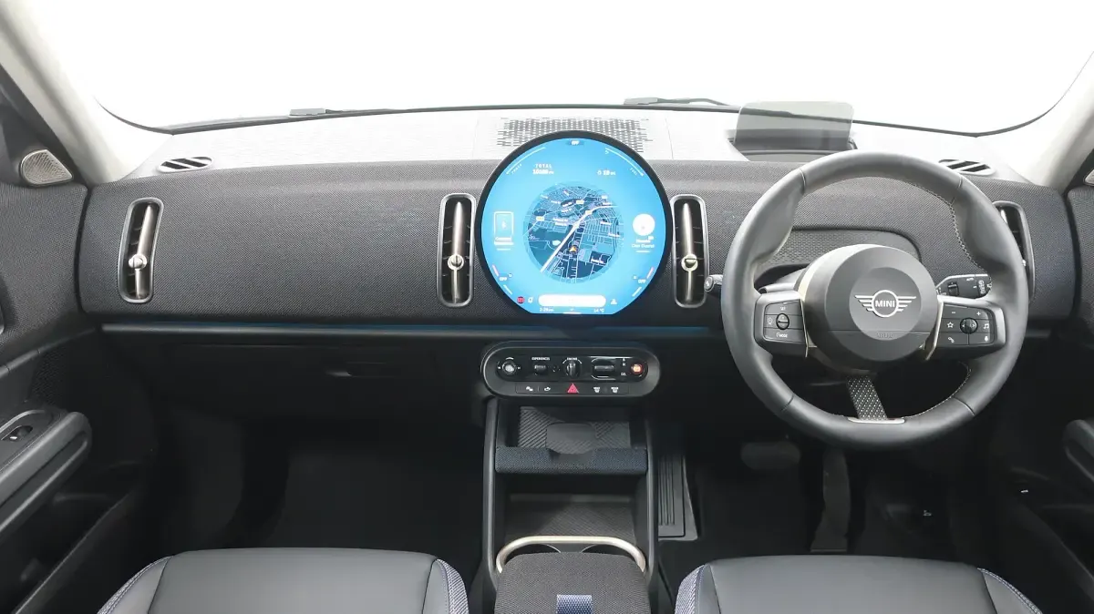 Used Mini Countryman Classic 300 HP (220 kW) 2024 Silver SUV