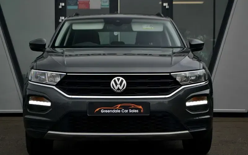 Used VW T-Roc SE 116 HP (85 kW) 2019 Grey SUV