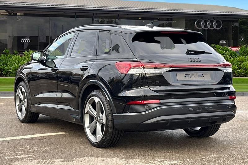 New Audi Q4 e-tron Black Edition 210 kW (286 HP) 2025 Black SUV
