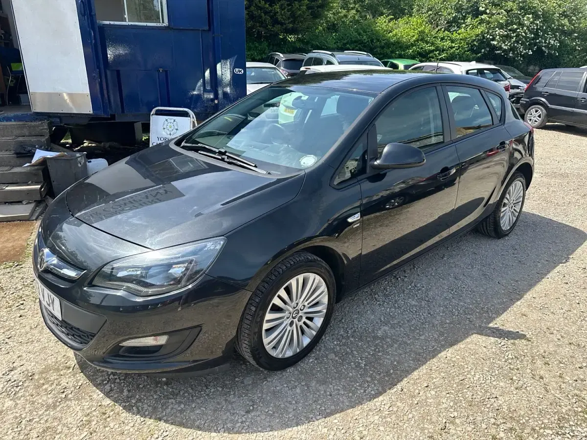 Used Vauxhall Astra 2013 Black Hatchback