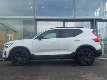 New Volvo XC40 Ultra 163 HP (119 kW) 2025 White SUV