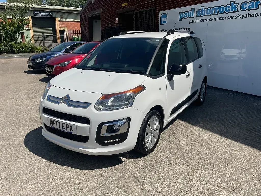 Used Citroën C3 Picasso 2017 White MPV