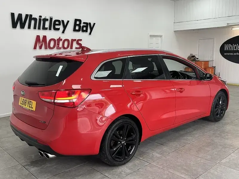 Used Kia Ceed GT-Line 136 HP (100 kW) 2018 Red Hatchback