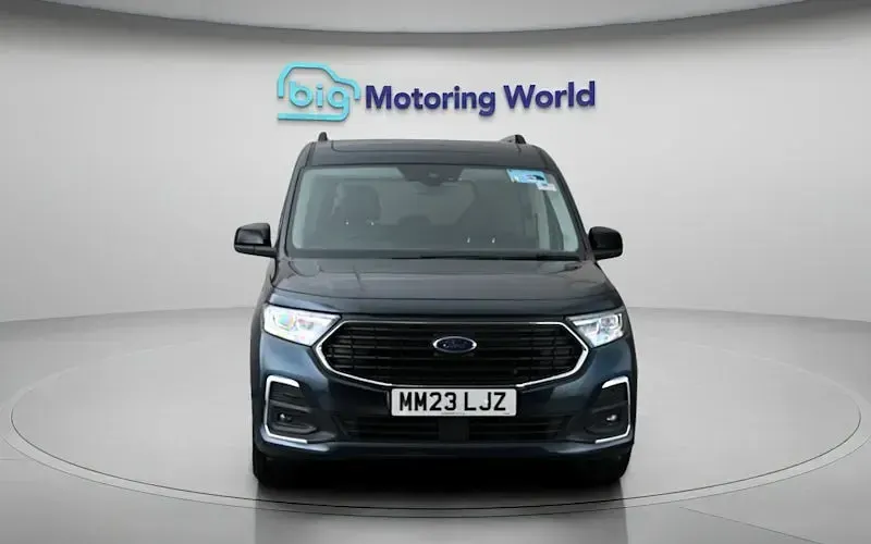 Used Ford Tourneo Connect Titanium 122 HP (89 kW) 2024 MPV