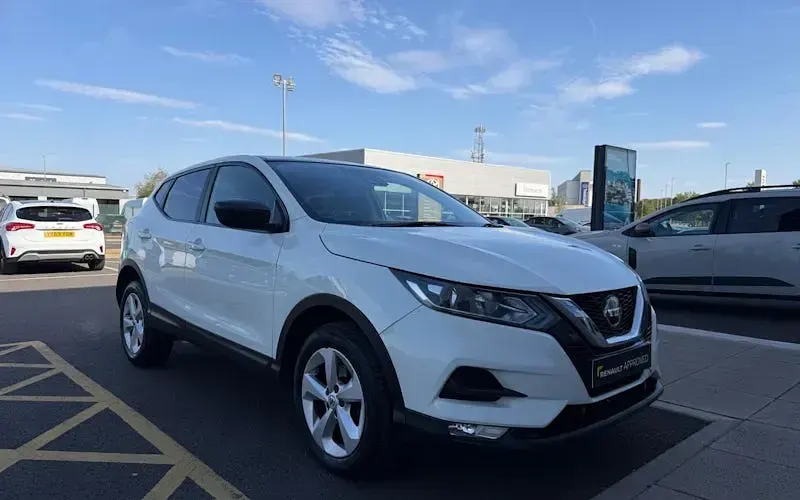 Used Nissan Qashqai Acenta Premium 116 HP (85 kW) 2020 SUV