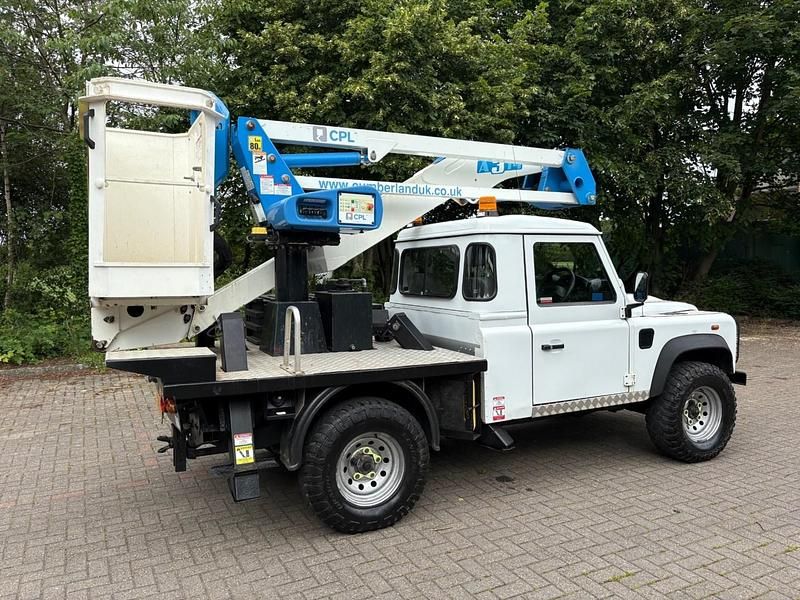 Used Land Rover Defender 2014 White Pickup