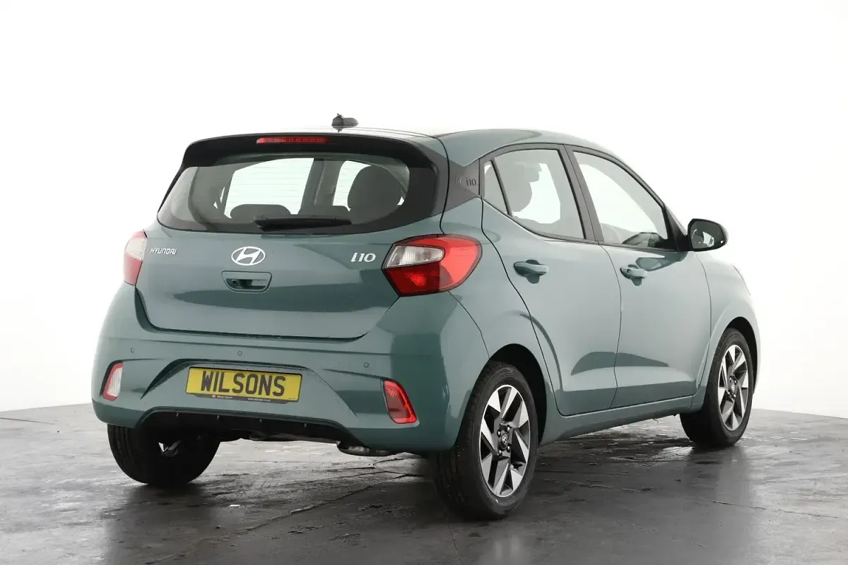 Used Hyundai i10 Advanced 2025 Green Hatchback