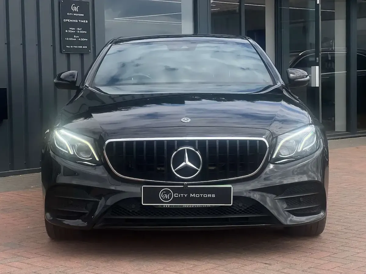 Used Mercedes E220 AMG Line Premium Plus 194 HP (142 kW) 2018 Black Sedan