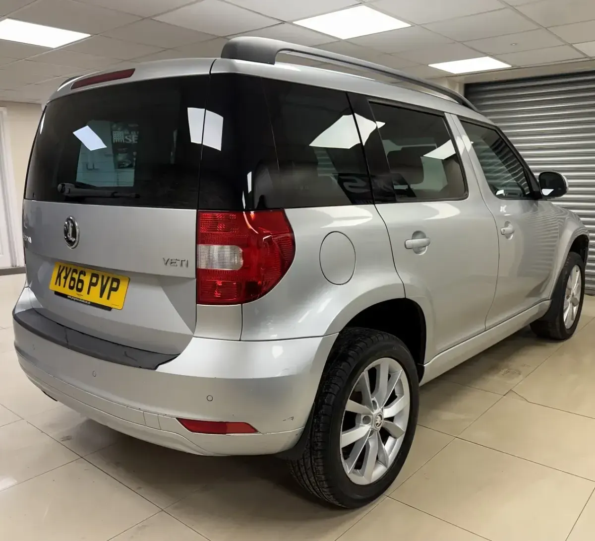 Używany Skoda Yeti SE 2016 Srebrny SUV