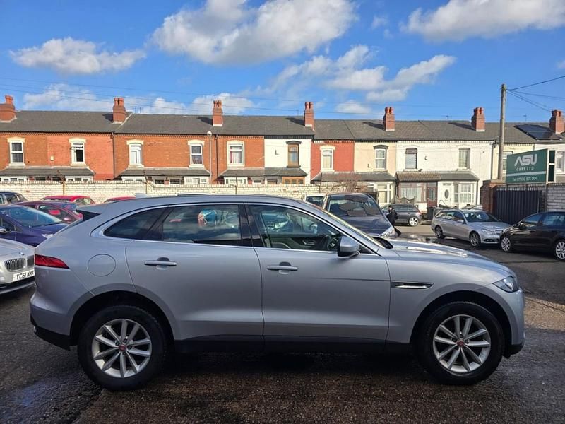 Used Jaguar F-Pace Prestige 180 HP (132 kW) 2017 Silver SUV