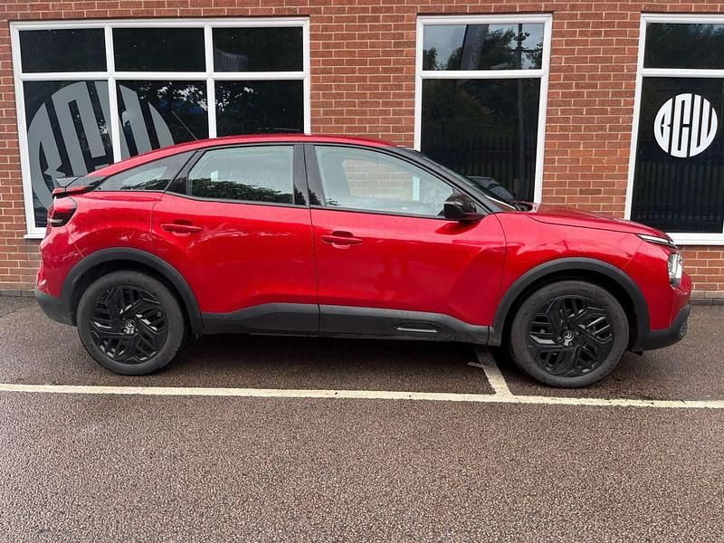 Used Citroën C4 PureTech 102 HP (75 kW) 2021 Red Hatchback