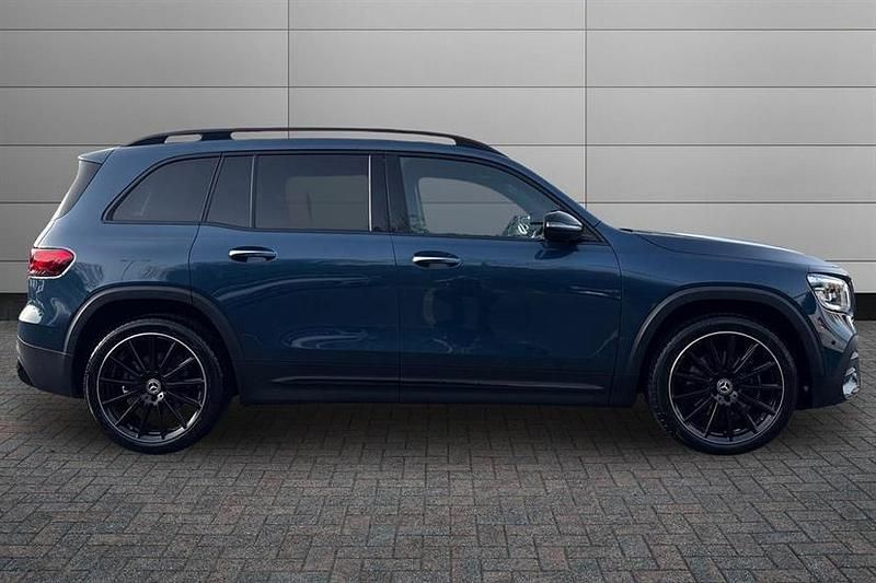 Used Mercedes GLB200 AMG Line Premium Plus 163 HP (119 kW) 2023 Denim blue SUV