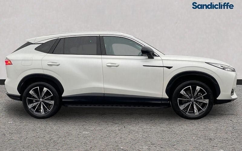 Used MG HS Trophy 299 HP (219 kW) 2025 Solid  white pearl SUV