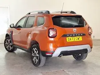 Used Dacia Duster Prestige 130 HP (95 kW) 2022 Orange SUV
