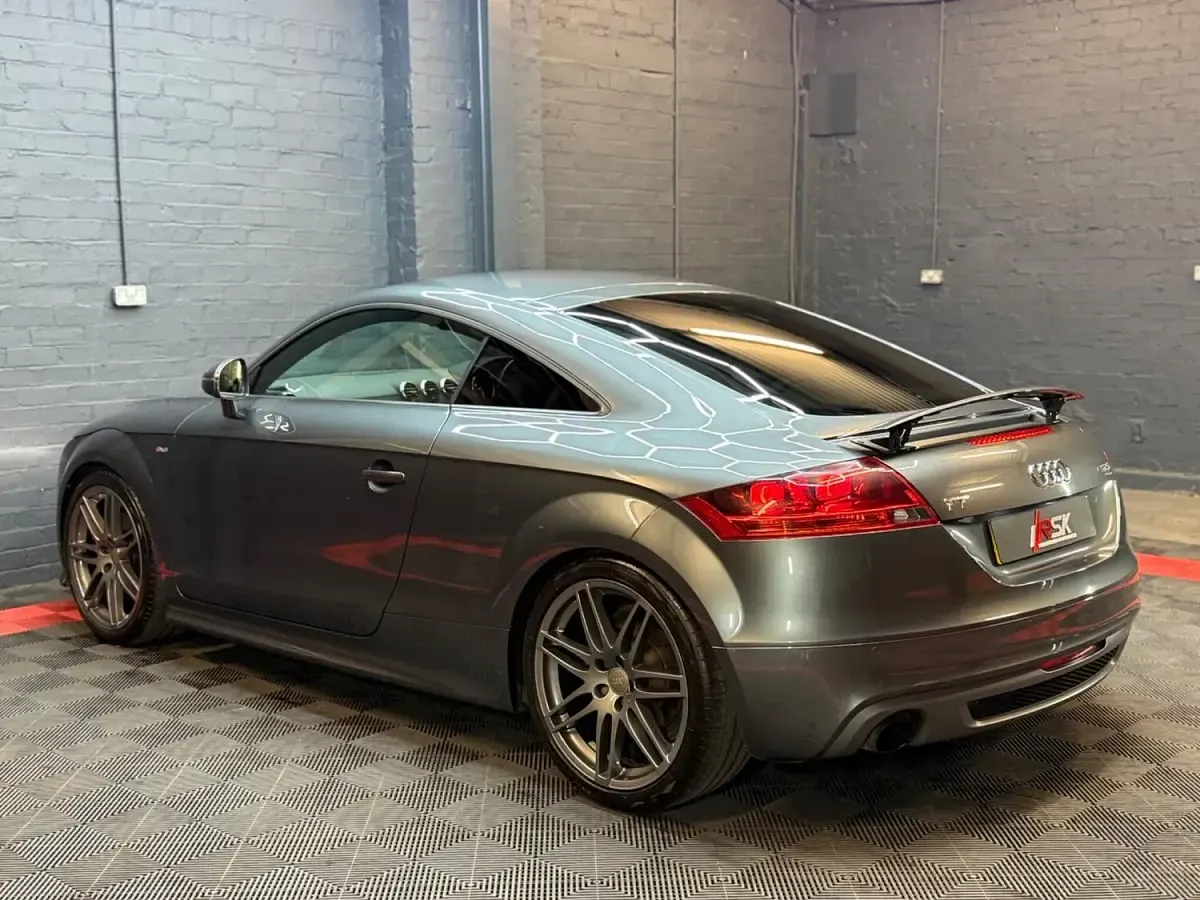 Used Audi TT Black Edition 211 HP (155 kW) 2012 Grey Coupe