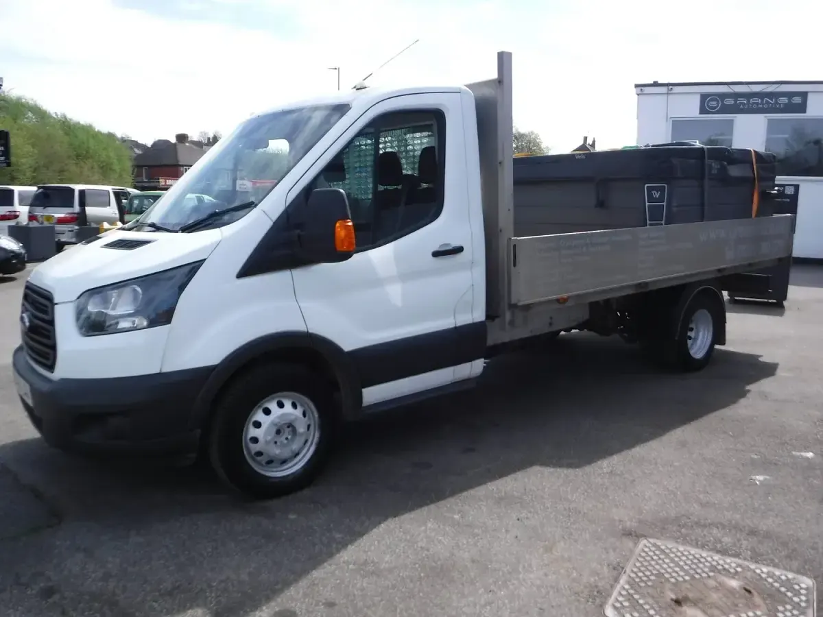 Used Ford Transit 130 HP (95 kW) 2018 White Cabriolet