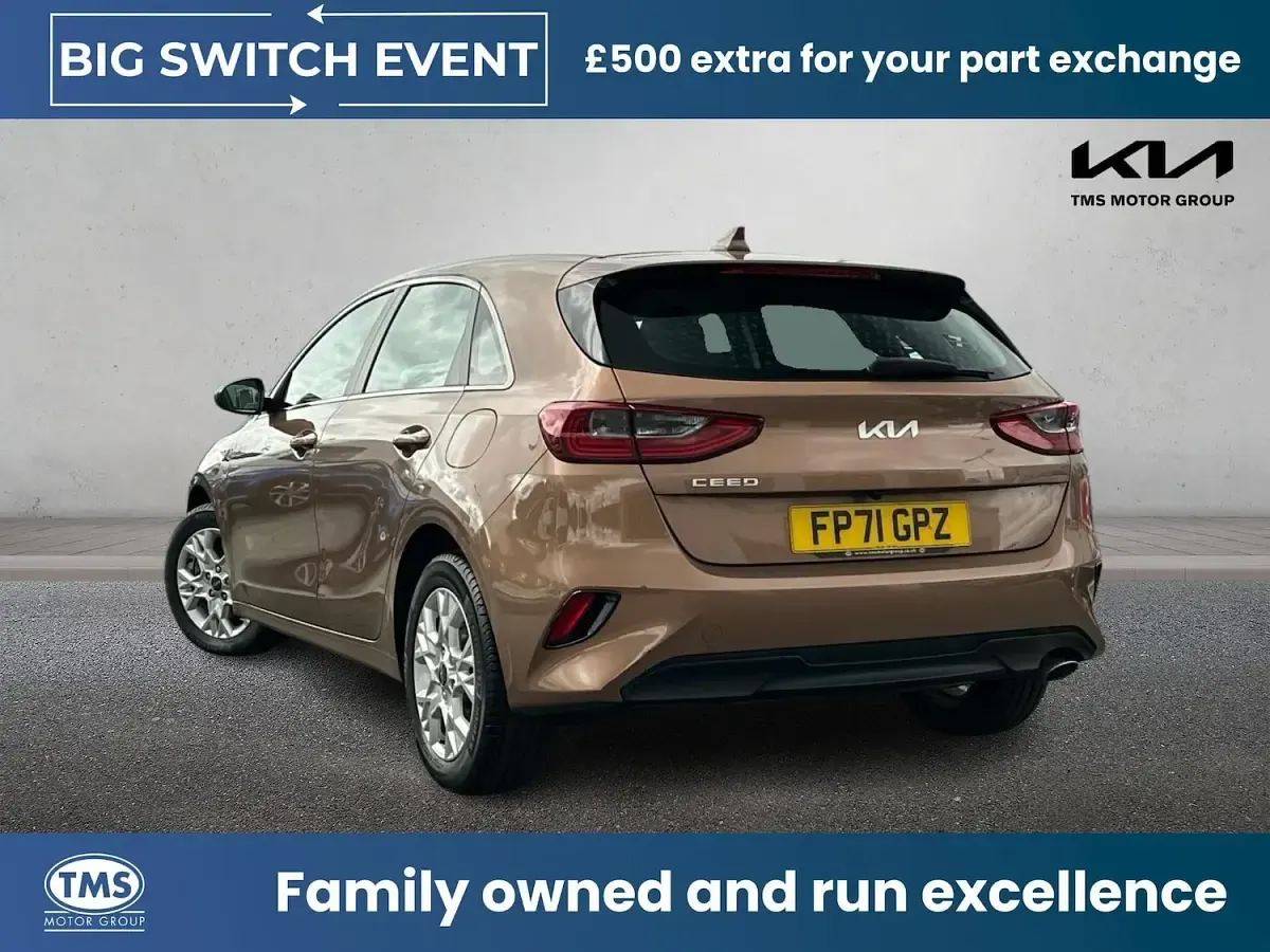 Used Kia Ceed 118 HP (86 kW) 2021 Bronze Hatchback